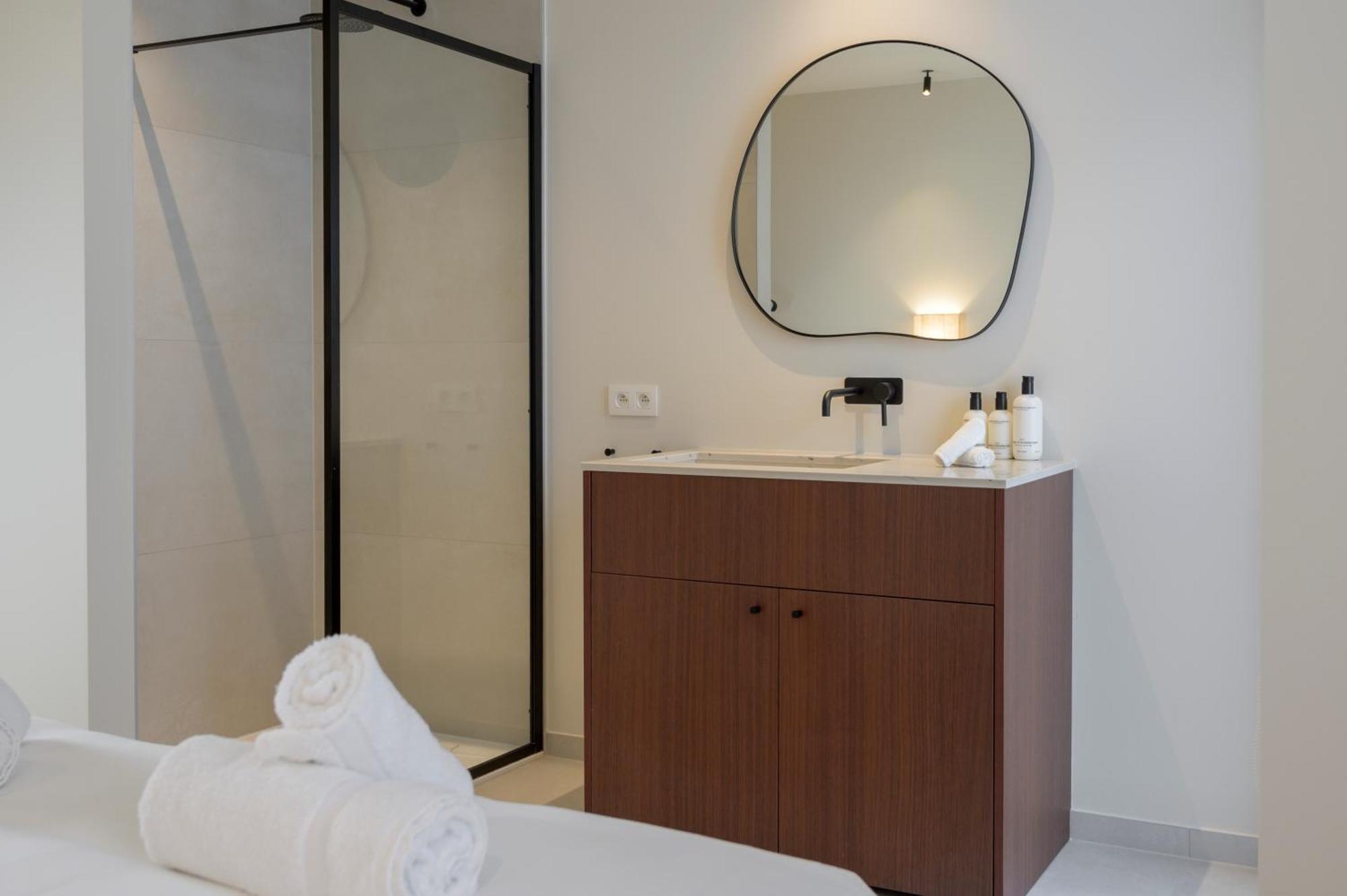 Shway - The Proof Reader Apartment Антверпен Екстериор снимка